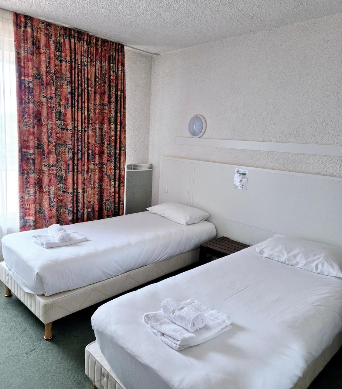 Cit'Hotel Le Challans Esterno foto