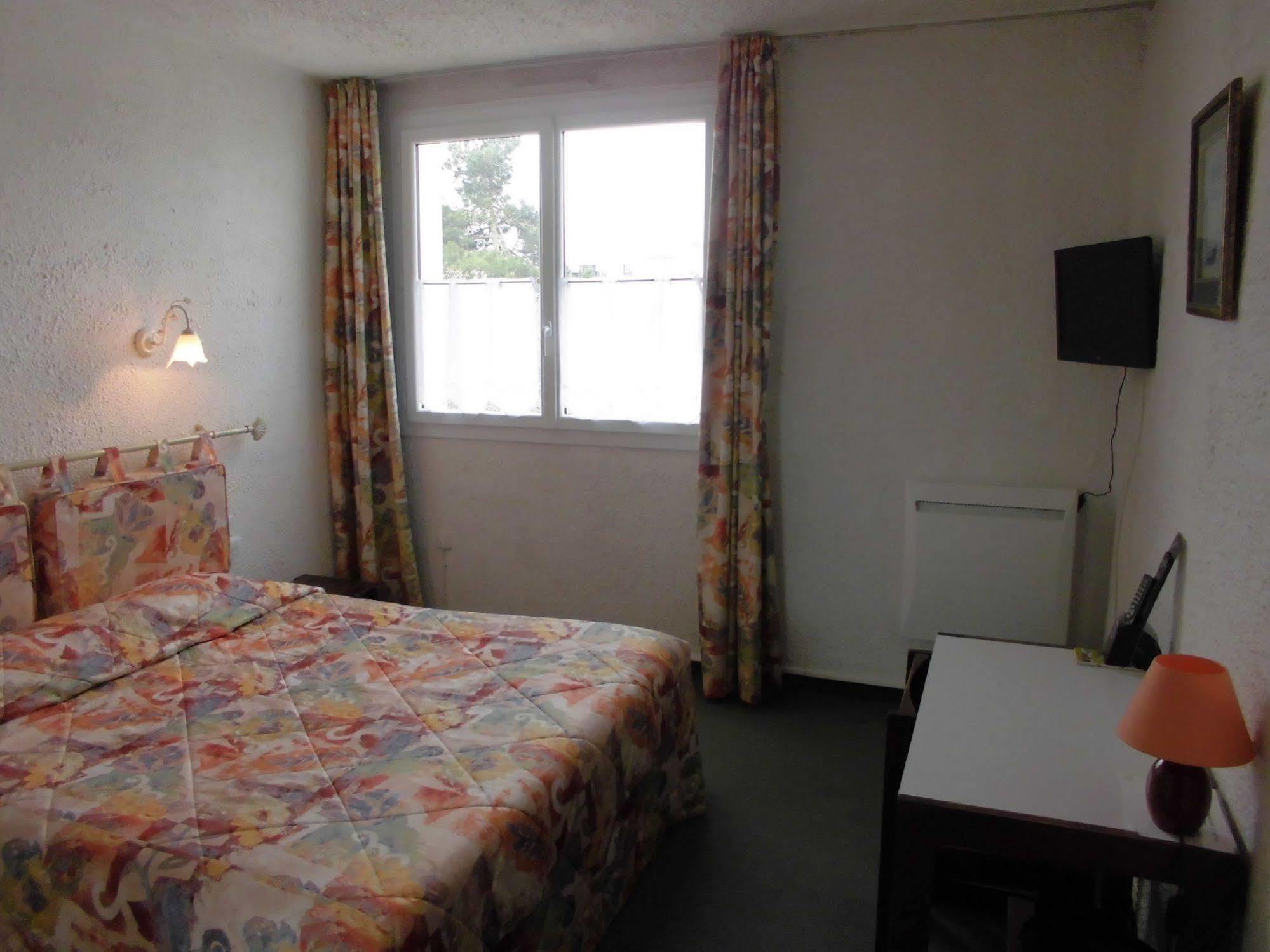 Cit'Hotel Le Challans Esterno foto