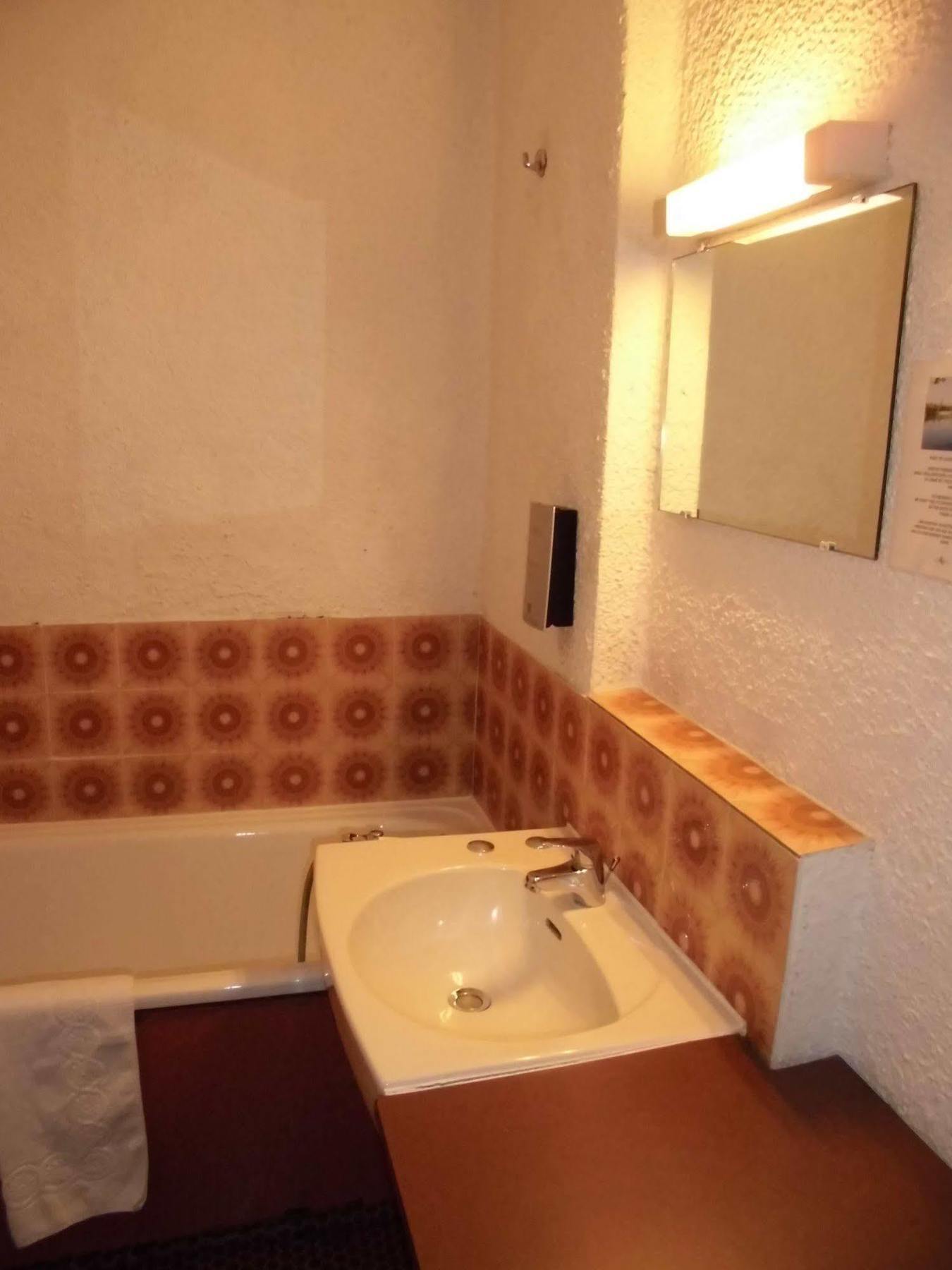 Cit'Hotel Le Challans Esterno foto